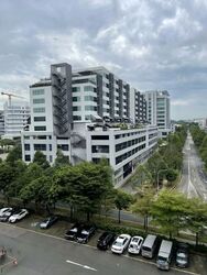 UB. One (D14), Factory #628720651